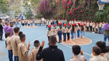 دورة لكشّافة المدارس في المجتمع البدوي.